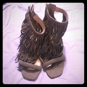BEAUTIFUL STEVE MADDEN. Never worn!!!!